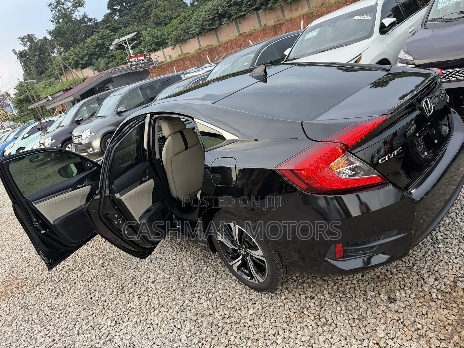 Honda Civic Touring 4dr Sedan (1.5L 4cyl) 2017 Black