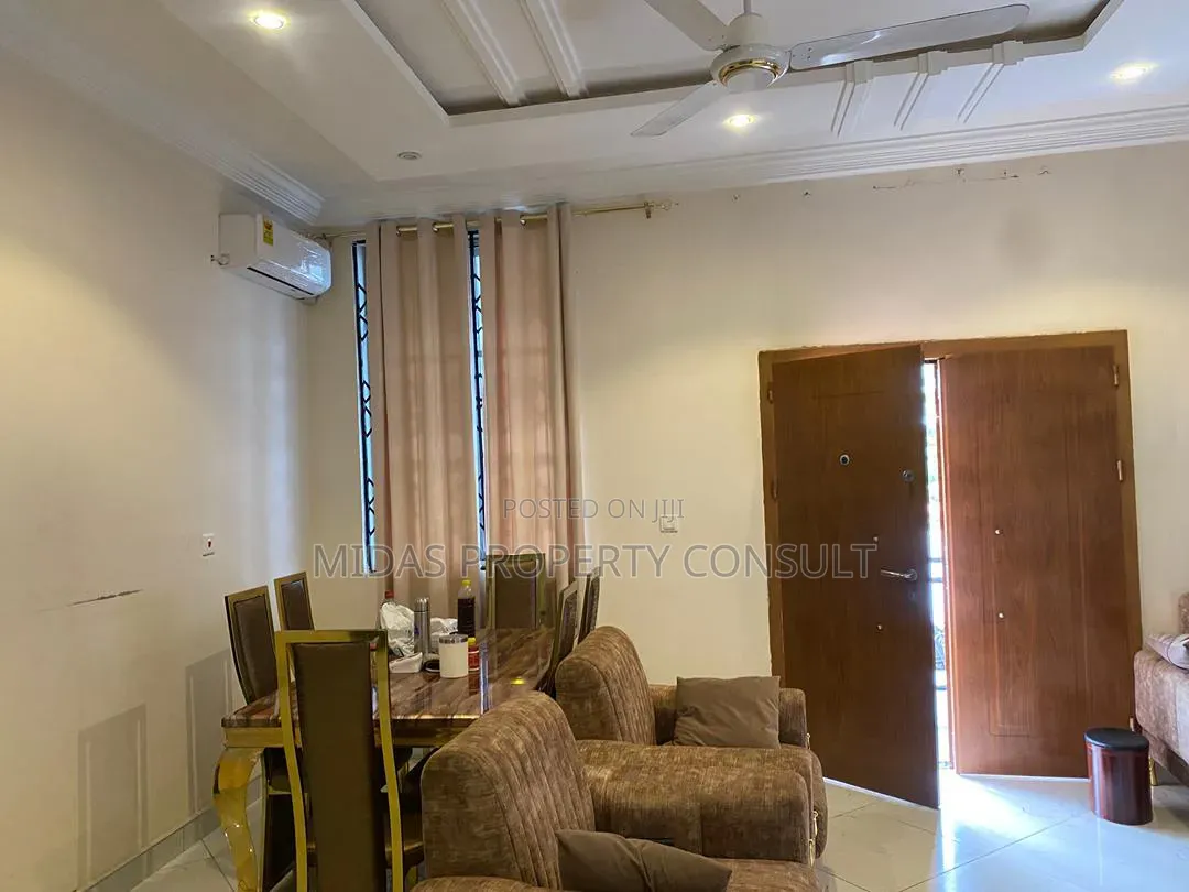 4bdrm House in Mampong, Aburi for sale
