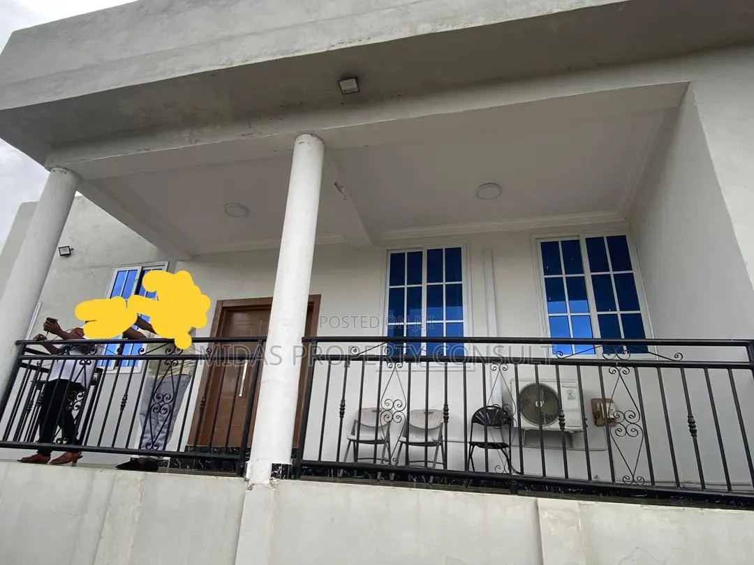 4bdrm House in Mampong, Aburi for sale