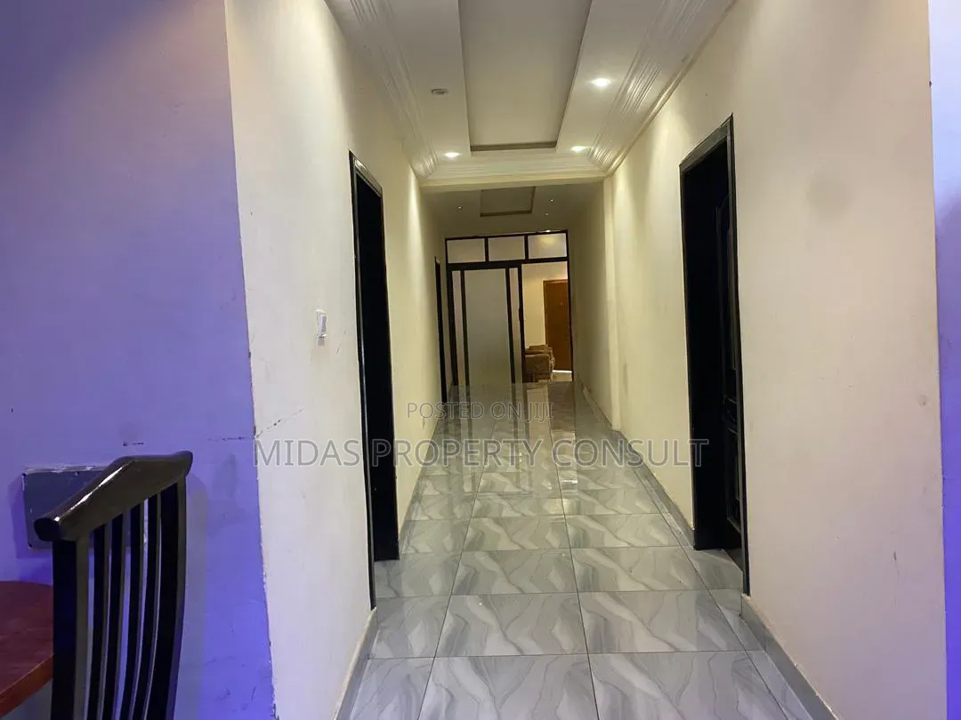 4bdrm House in Mampong, Aburi for sale