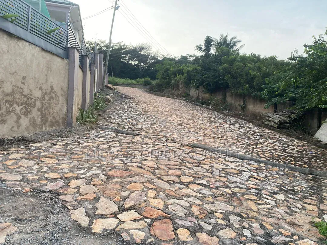 1 and Half Plots for Sale at Peduase With Accra View
