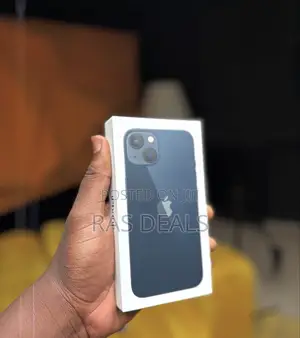 New Apple iPhone 13 128 GB Black