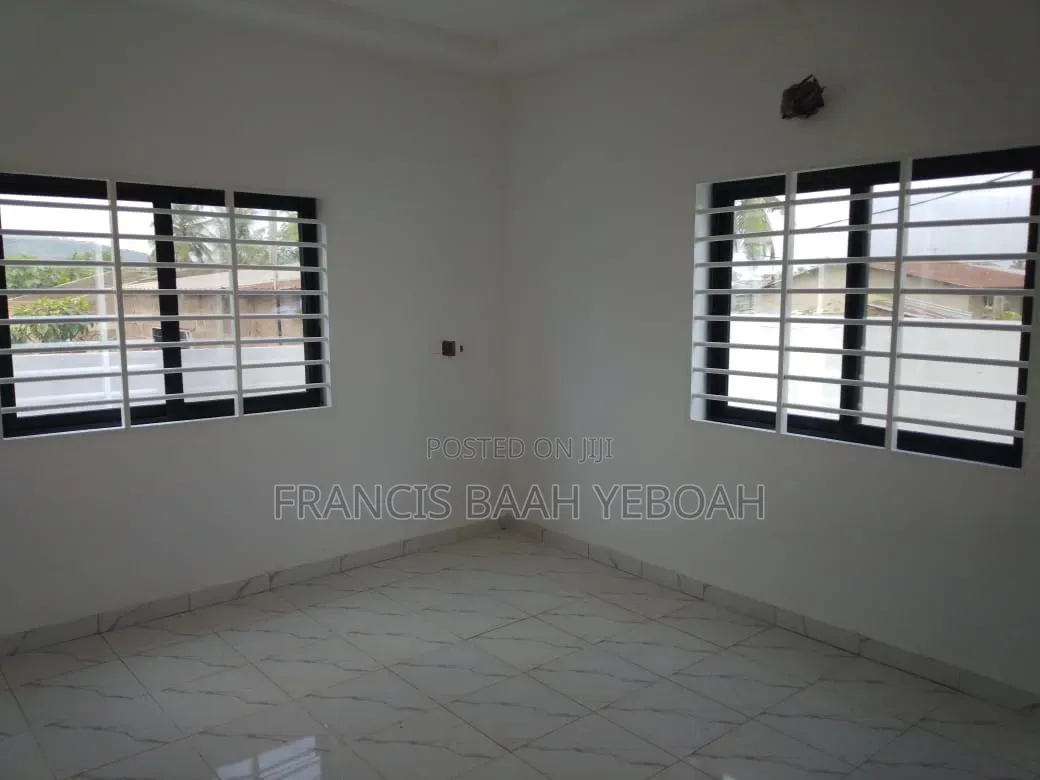 3bdrm House in Shining Star Real, Accra Metropolitan for sale