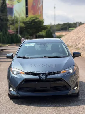 Toyota Corolla 2017 Blue