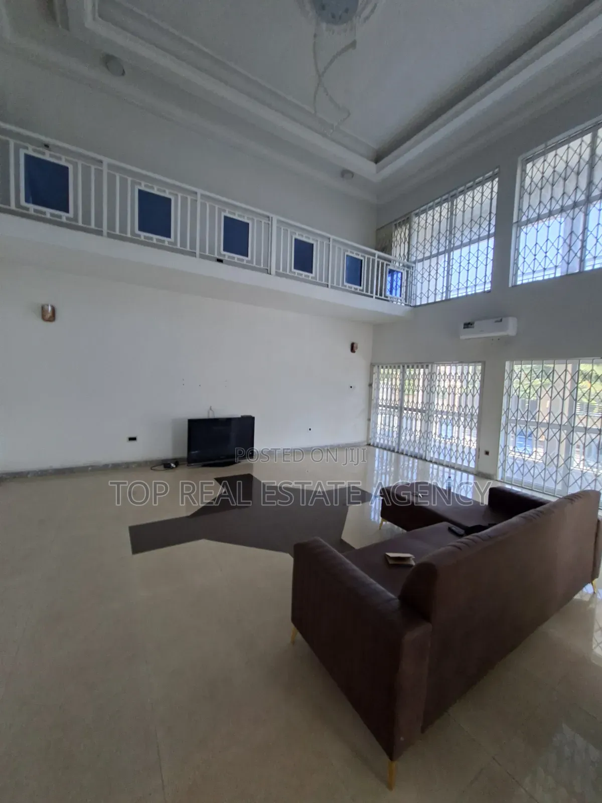 5bdrm Duplex in Westland, Ga East Municipal for rent