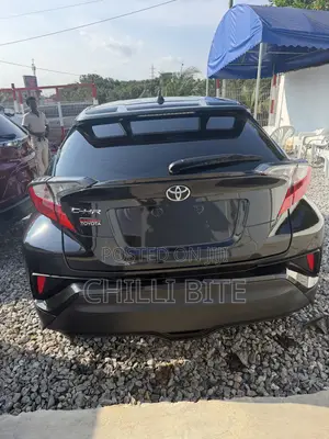 Toyota C-HR XLE FWD 2019 Black