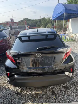 Toyota C-HR XLE FWD 2019 Black