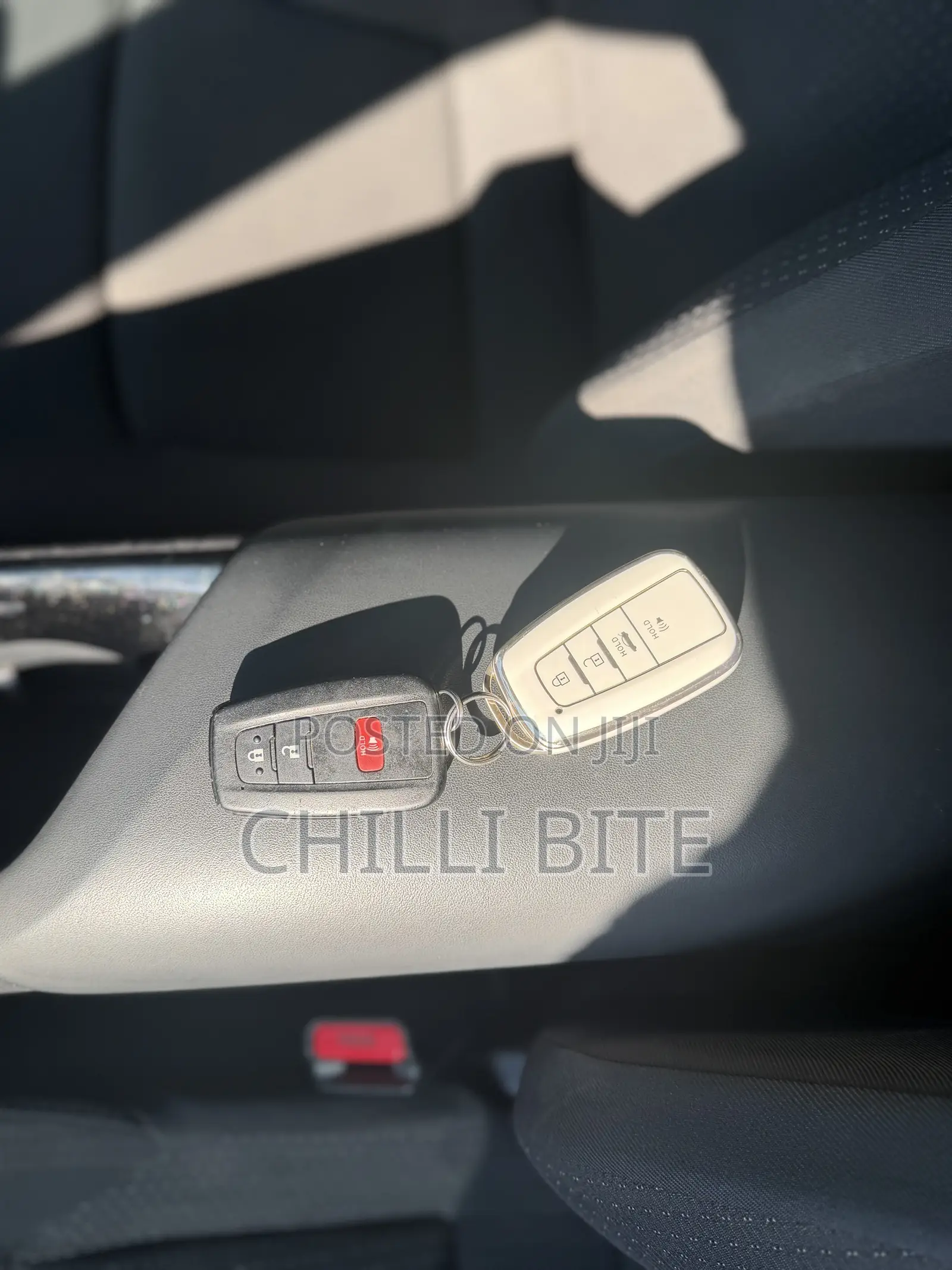Toyota C-HR XLE FWD 2019 Black