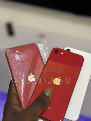 Apple iPhone SE (2020) 128 GB Red