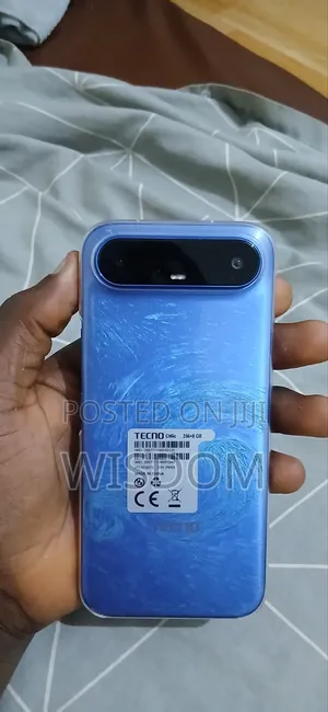 Tecno Camon Slim 256 GB Blue