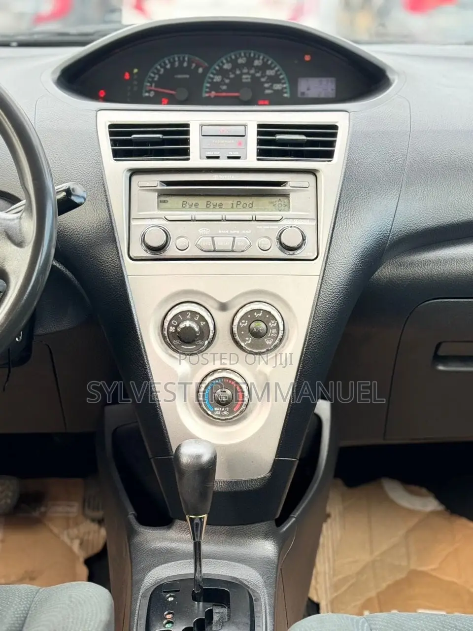 Toyota Camry SE 4dr Sedan (2.5L 4cyl 6A) 2012 Silver
