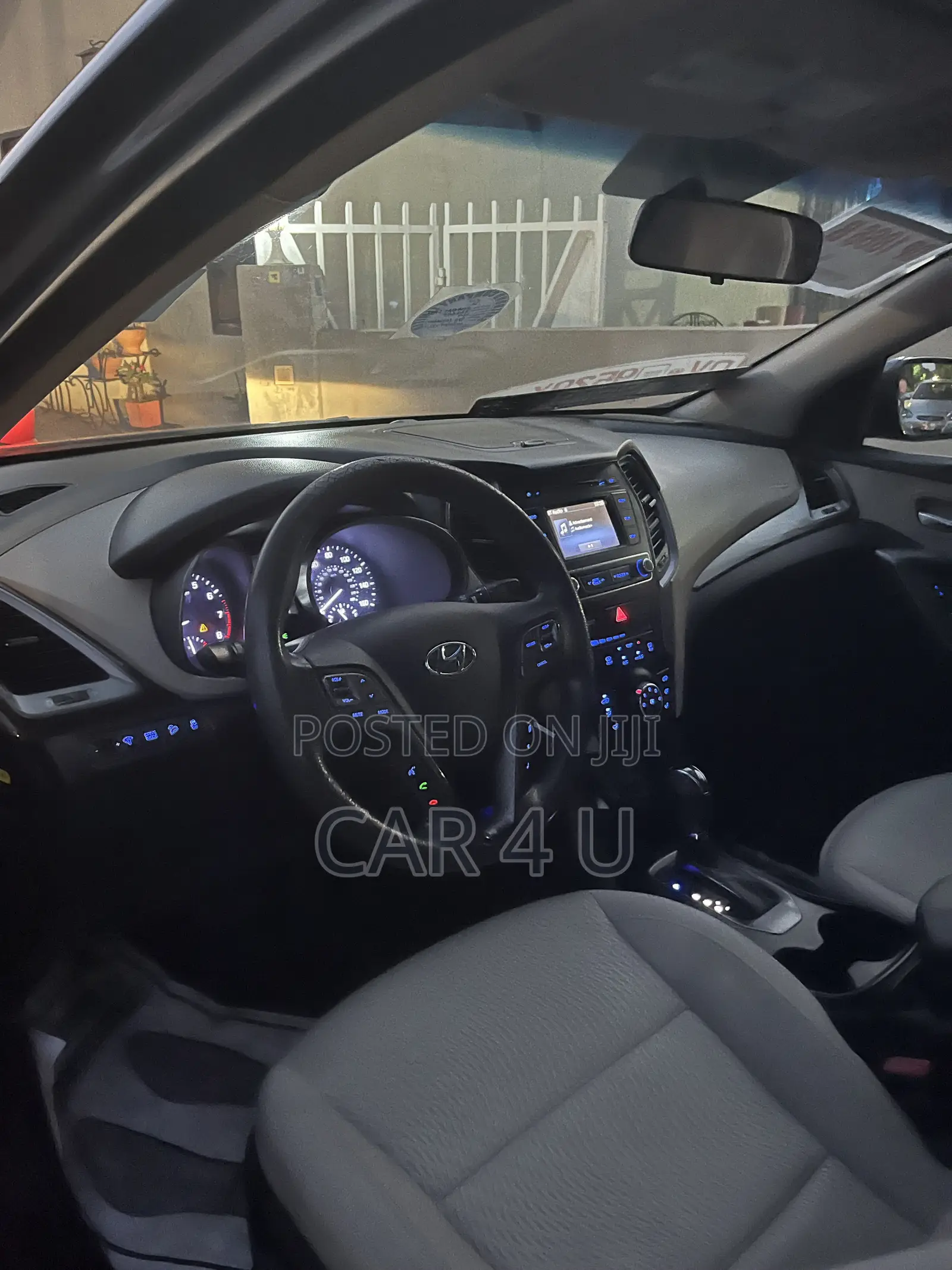 Hyundai Santa Fe SE AWD 2018 Gray