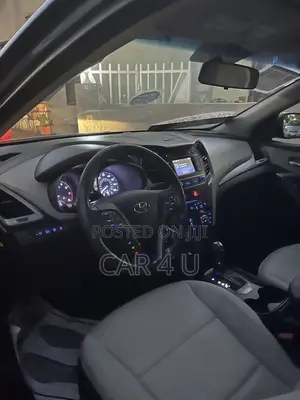 Hyundai Santa Fe SE AWD 2018 Gray