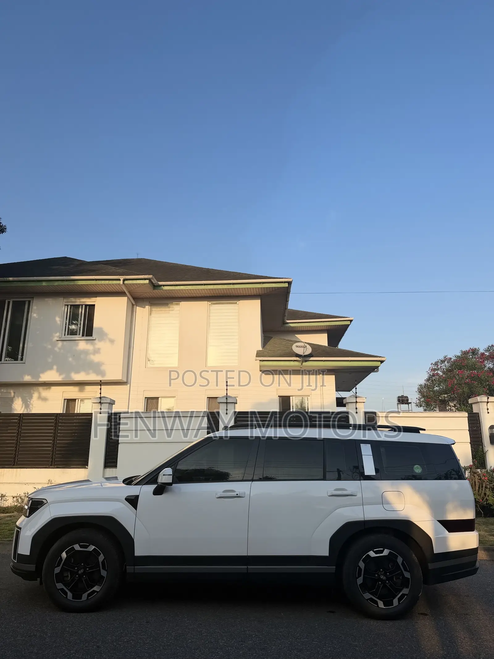 Hyundai Santa Fe Limited 2024 White