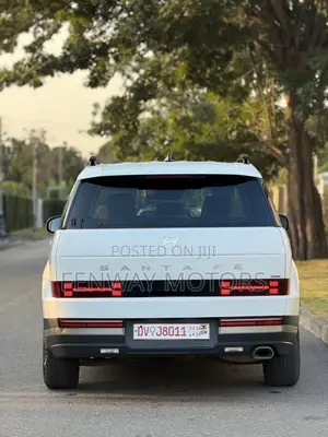 Hyundai Santa Fe Limited 2024 White