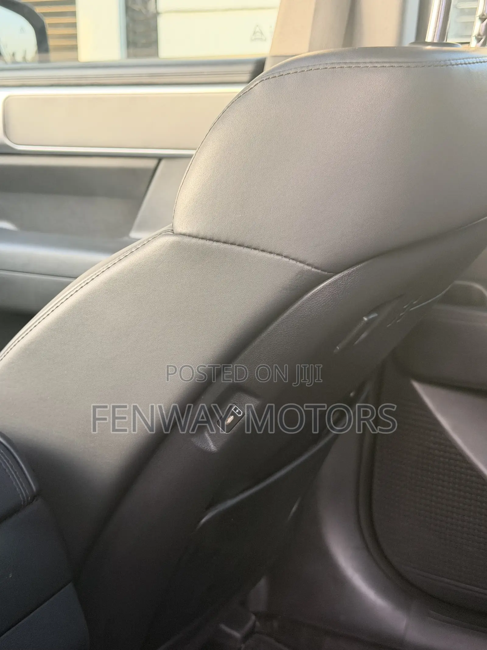 Hyundai Santa Fe Limited 2024 White