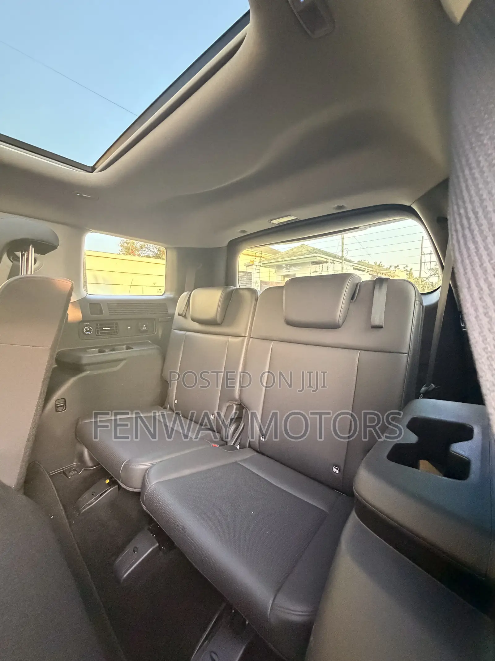 Hyundai Santa Fe Limited 2024 White