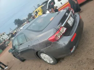 Toyota Corolla 2013 Black