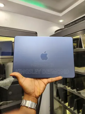 Laptop Apple MacBook Neo 2026 8GB SSD 256GB