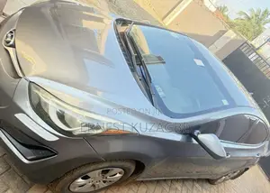 Hyundai Elantra 2016 Silver