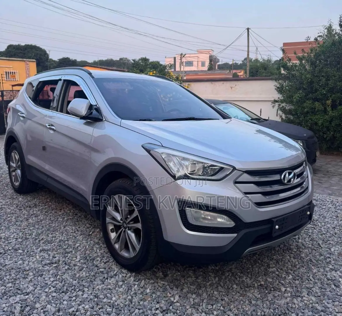 Hyundai Santa Fe 2016 Gray