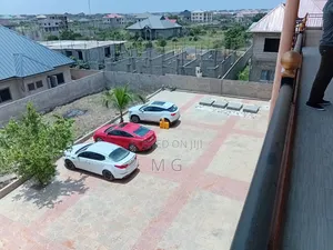 3bdrm House in Around Hfc, Tema, Community 25 for rent