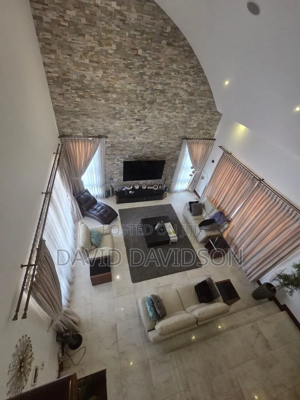 Furnished 5bdrm House in 5 Bedroom With, Tema Metropolitan for sale