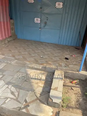 Container Shop for Rent at Lapaz