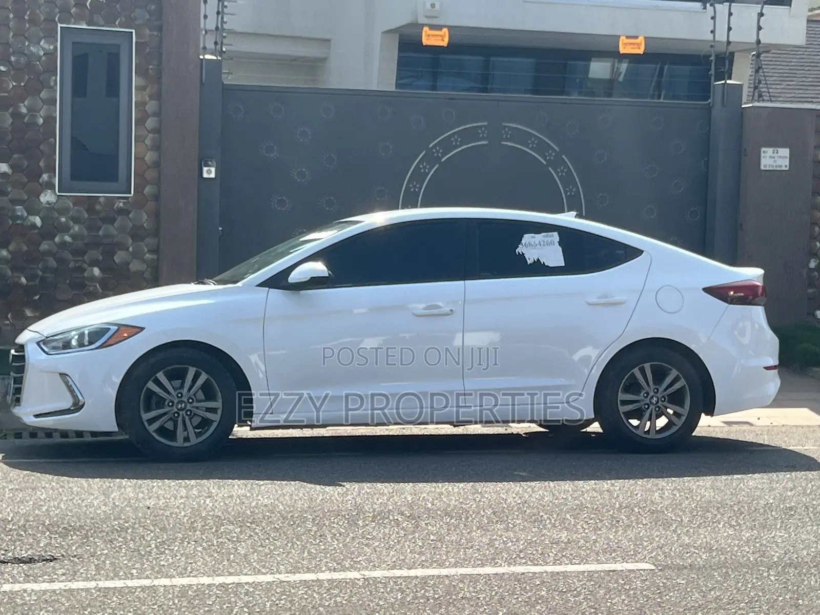 Hyundai Elantra Value Edition Sedan FWD (2.0L 4cyl 6A) 2017 White