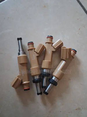 Toyota Camry 2013-16 Fuel Injectors 4Set. Original.