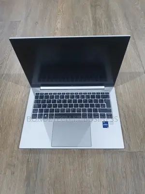 Laptop HP EliteBook 840 10 16GB Intel Core i7 SSD 512GB