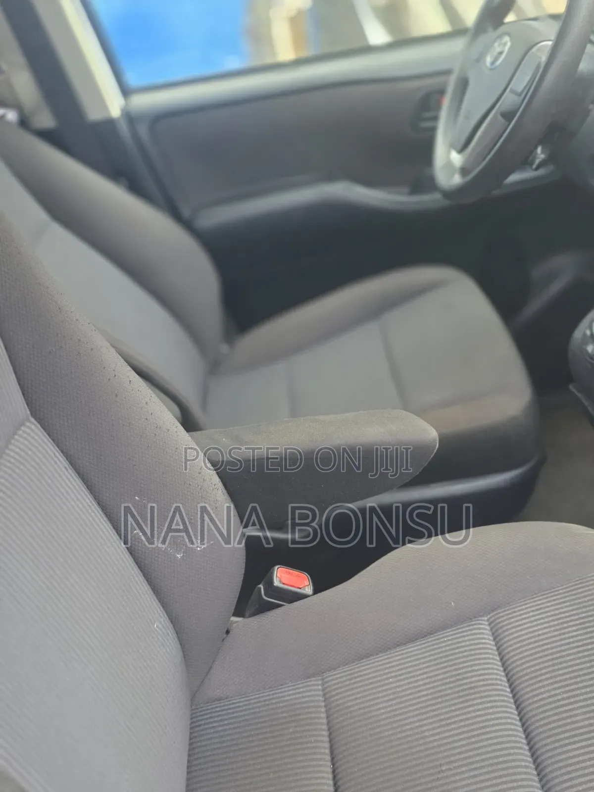 Toyota Voxy 2018 Silver