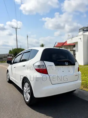 Honda Fit Automatic 2010 White