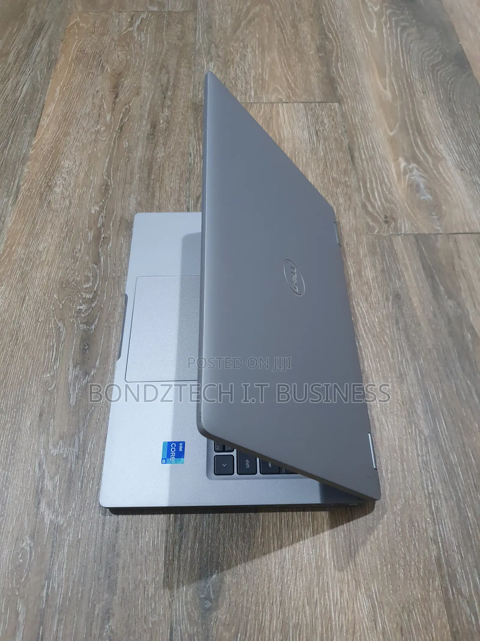 Laptop Dell Latitude 5320 2-in-1 16GB Intel Core i5 SSD 256GB