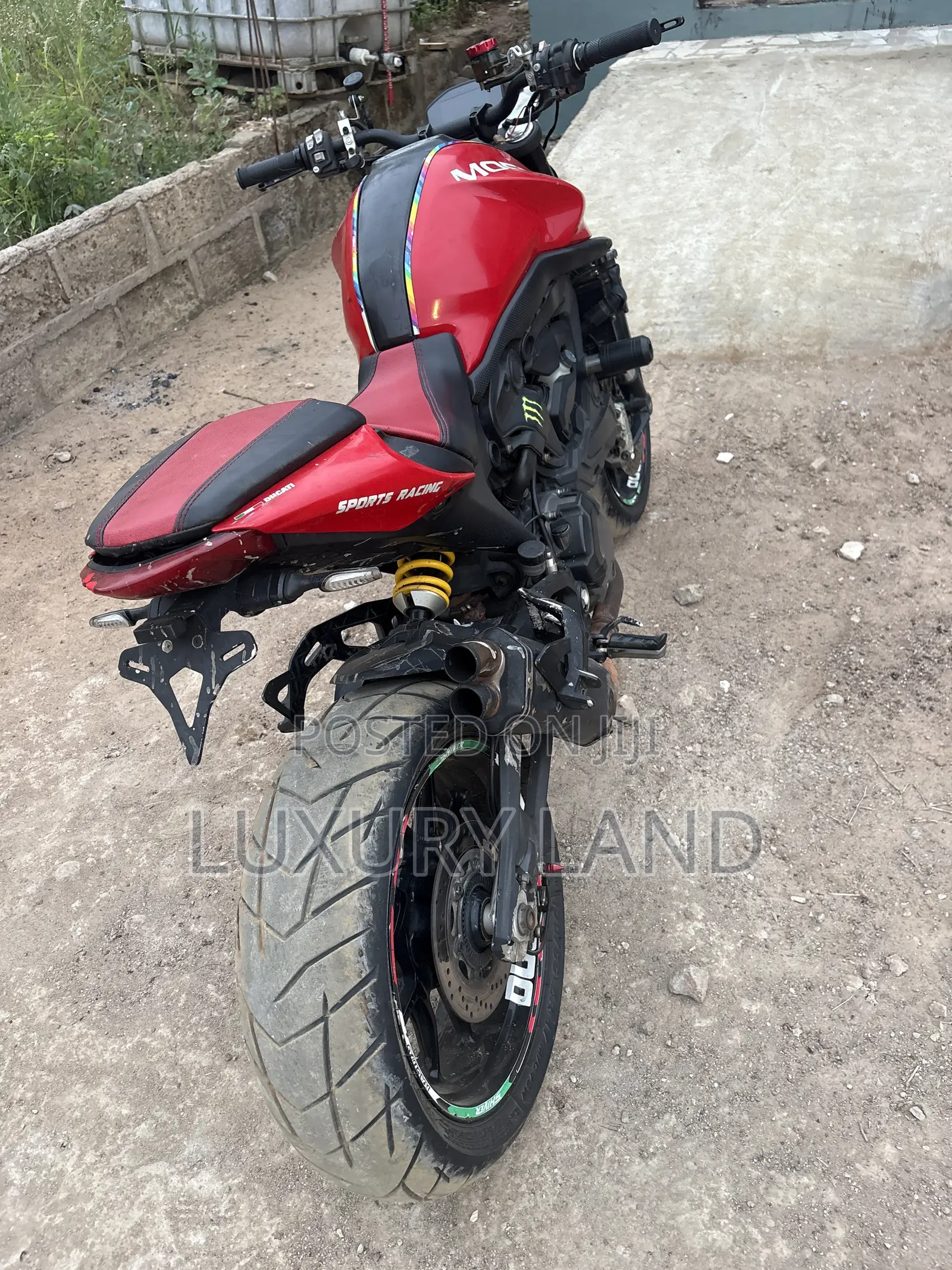 Ducati Multistrada V2 2022 Red