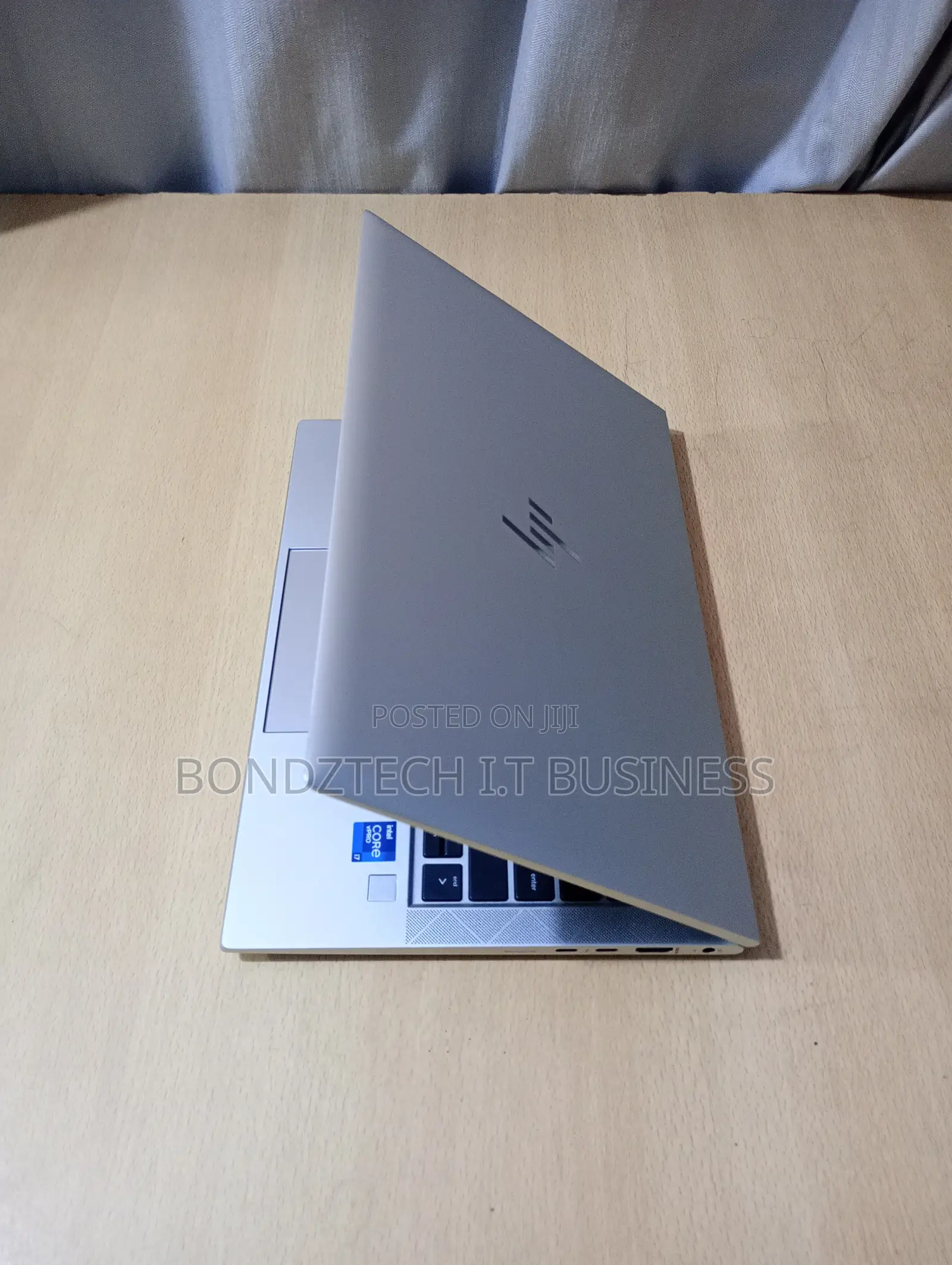 Laptop HP EliteBook 830 G8 16GB Intel Core i7 SSD 512GB