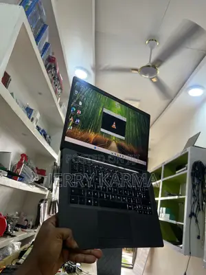 Laptop Dell Latitude 7300 16GB Intel Core i5 SSD 256GB