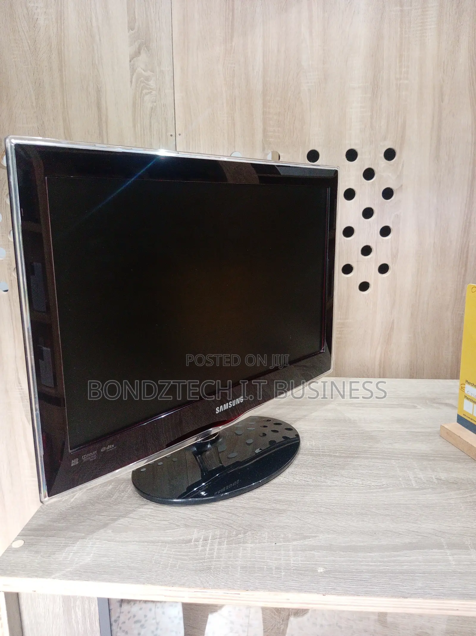 22inch TV for Sale