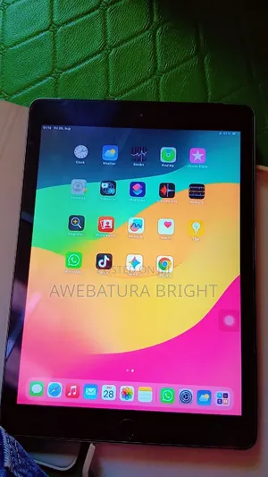 Apple iPad 9.7 128 GB Silver