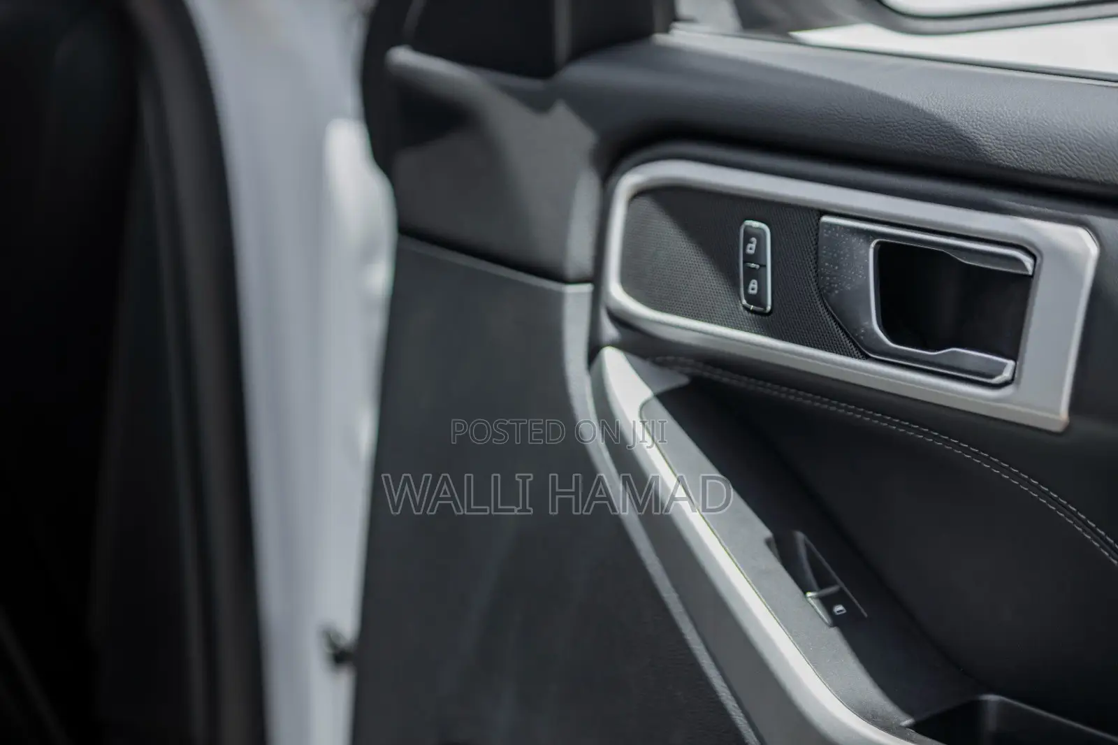 Ford Explorer XLT 2021 White