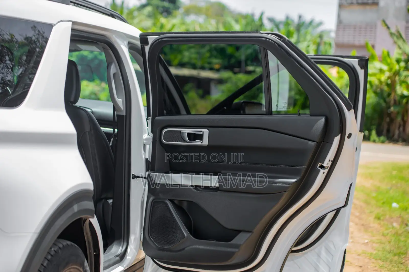 Ford Explorer XLT 2021 White
