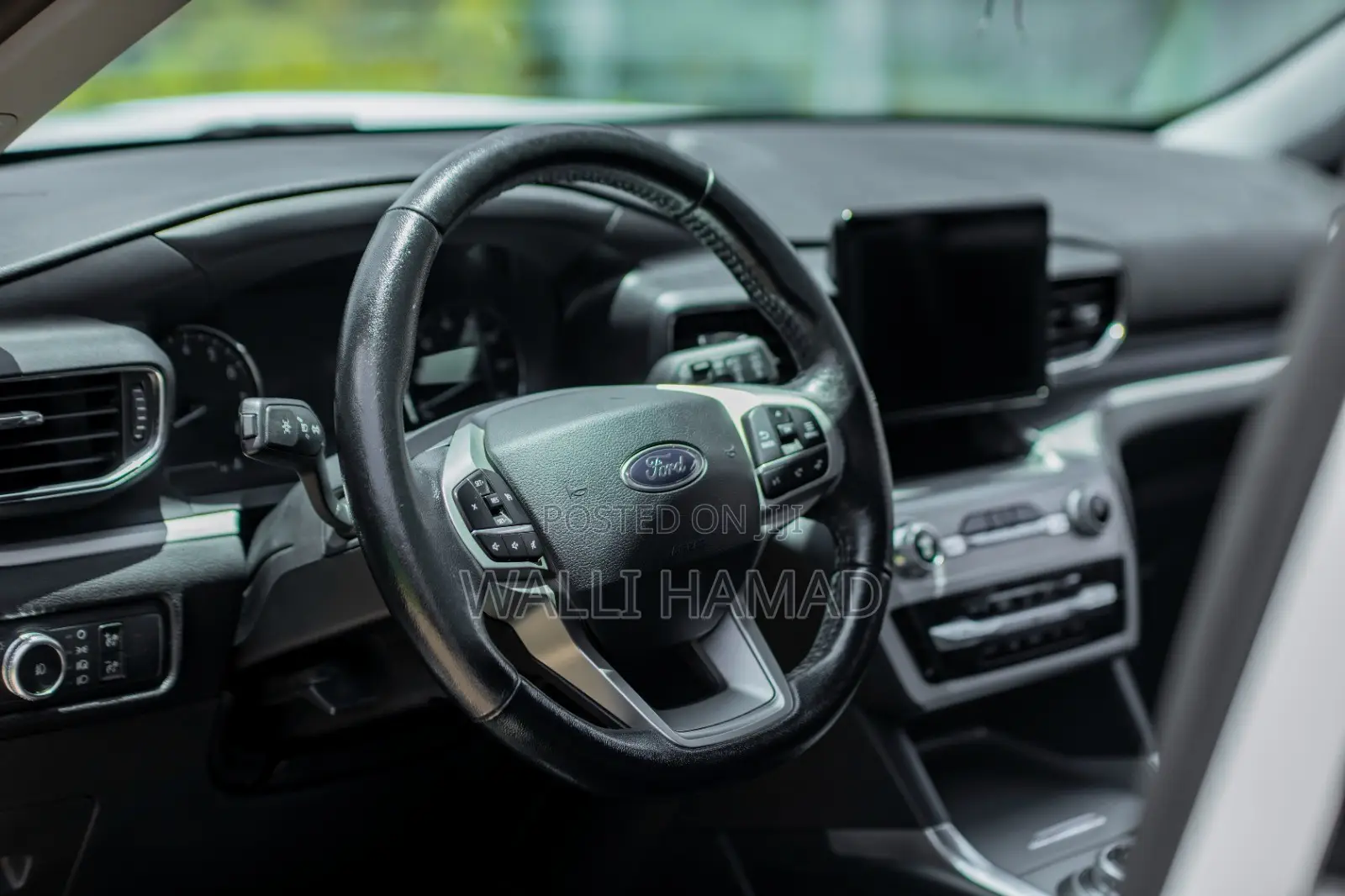 Ford Explorer XLT 2021 White