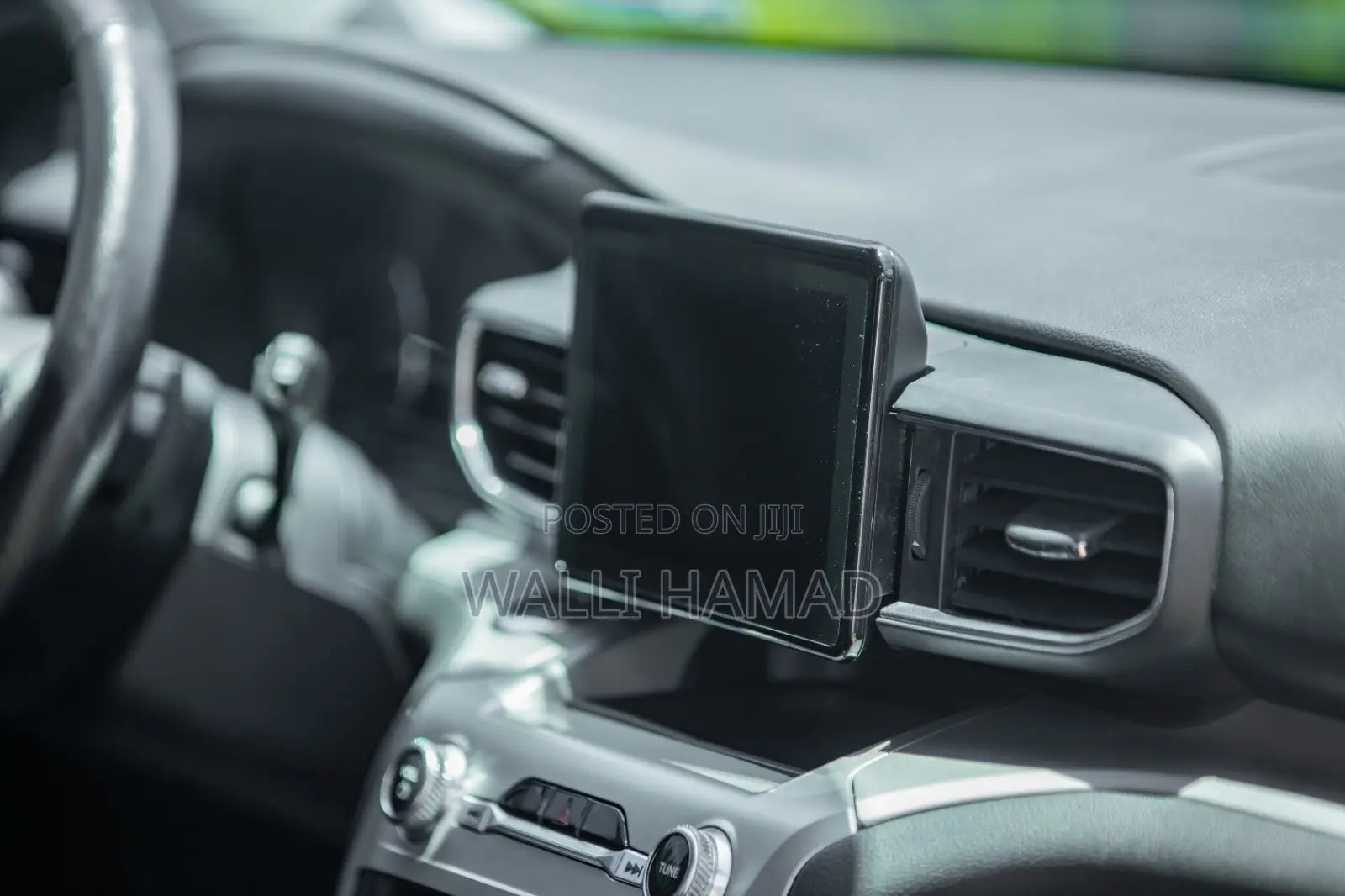 Ford Explorer XLT 2021 White