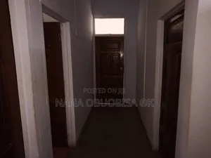 7bdrm House in Community 10 Tema, Sakumono for sale