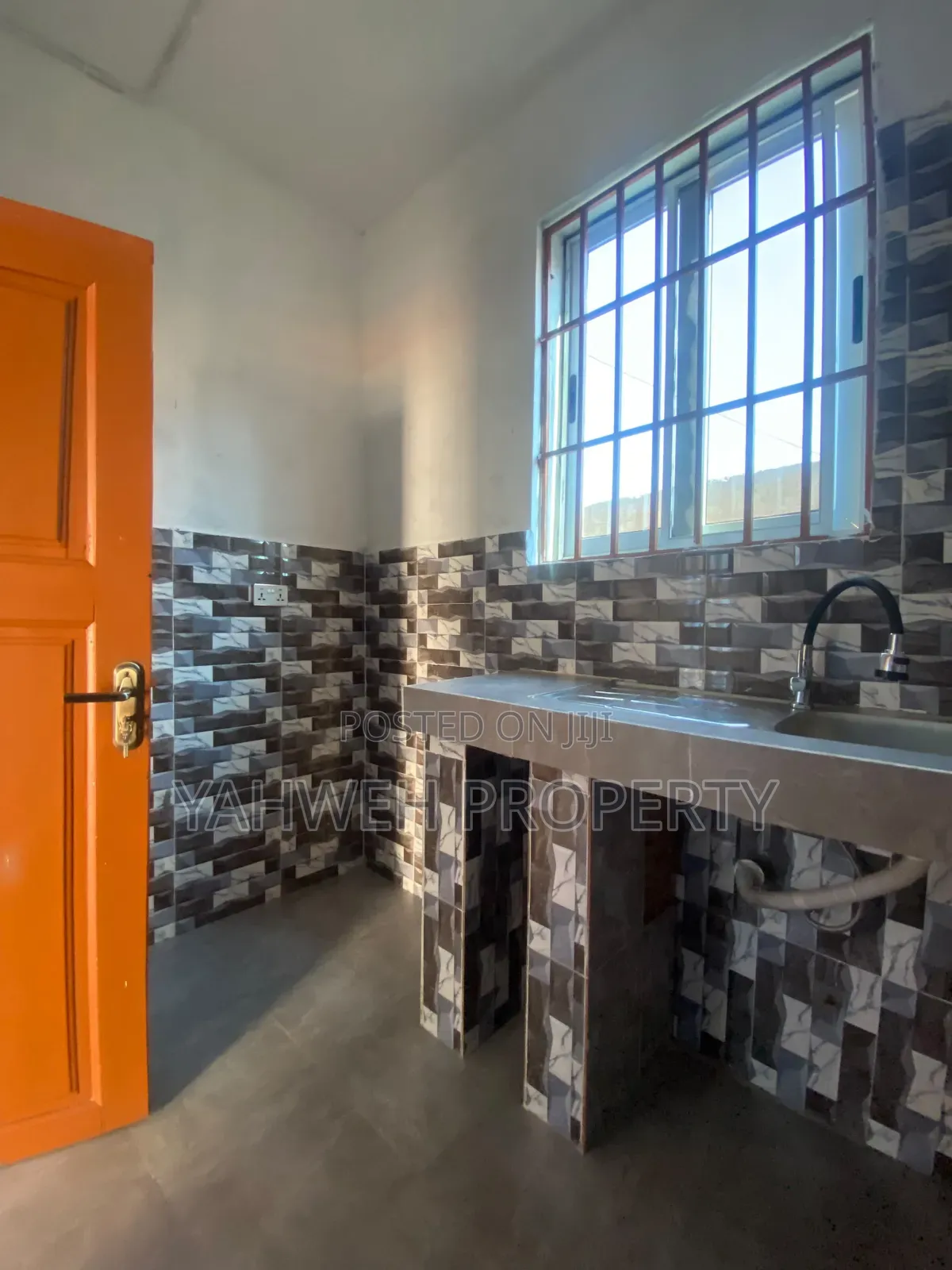 1bdrm Apartment in Coastal, Coca Cola for rent