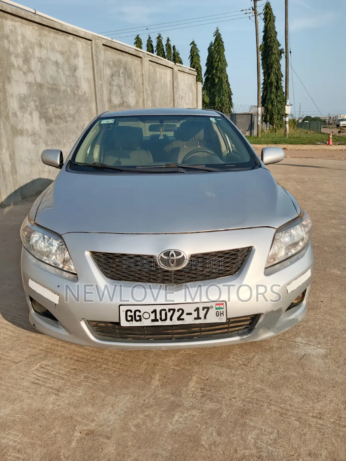 Toyota Corolla LE 4dr Sedan (1.8L 4cyl 4A) 2011 Silver