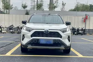 Toyota RAV4 2020 White