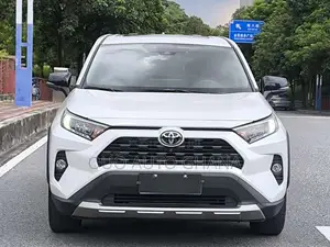 Toyota RAV4 2022 White