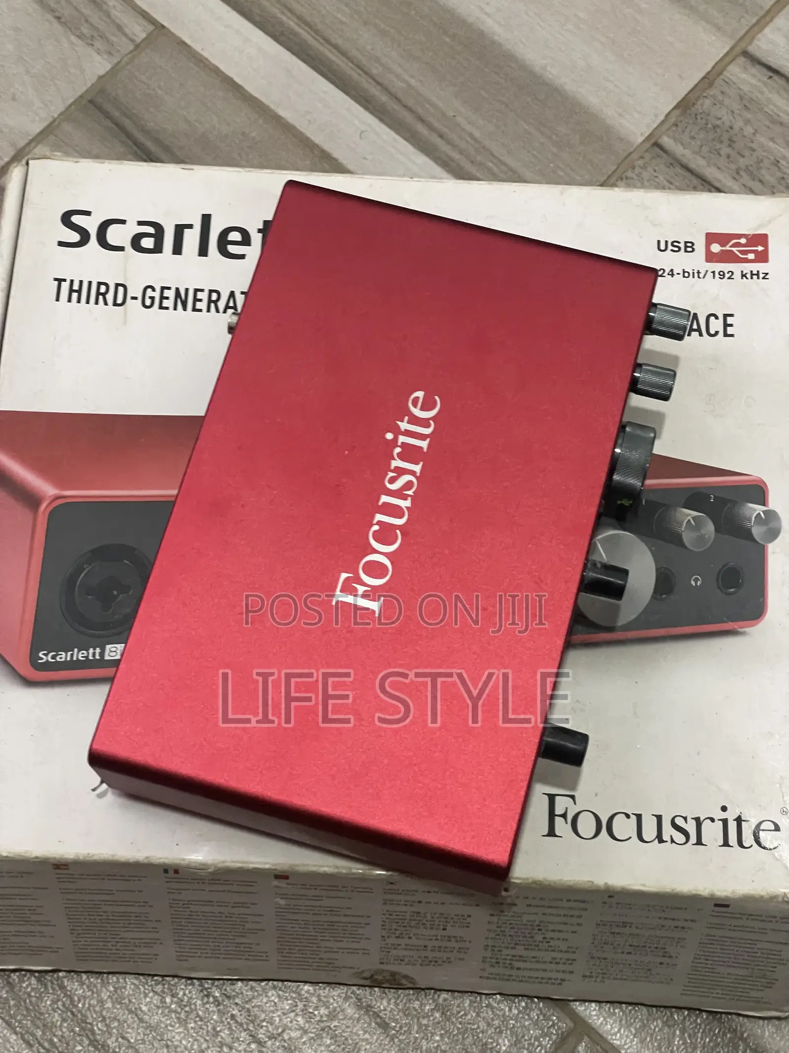 SCARLETT 8i6