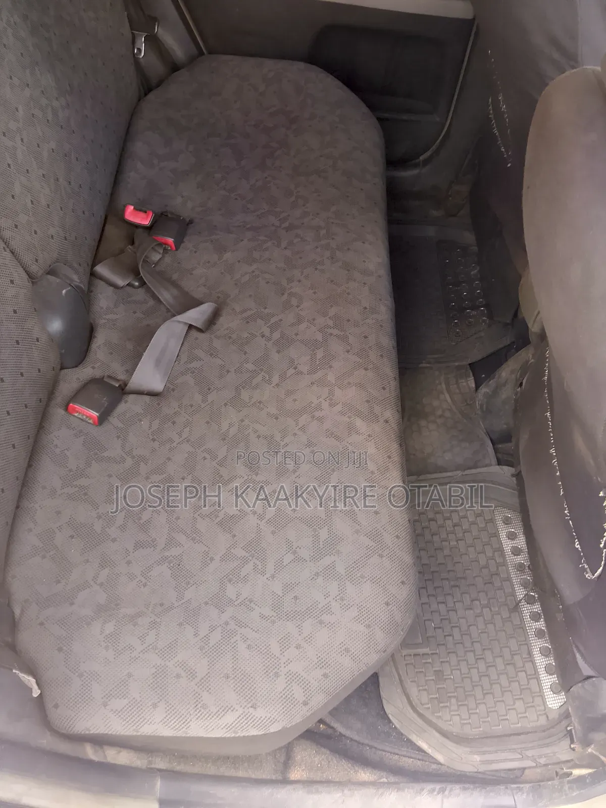 Toyota Vitz 2010 Silver